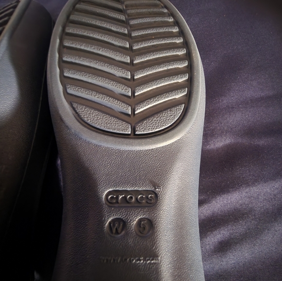 Women's Croc slip-on shoes - Picture 5 of 5